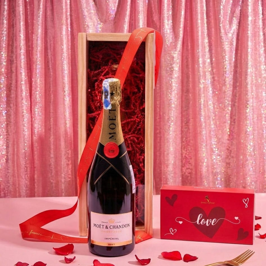 Blooms & Gifts Amore Brillante Moet & Love Chocolate Box
