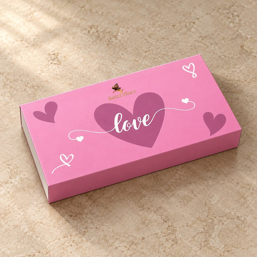 Blooms & Gifts Love at First Bite