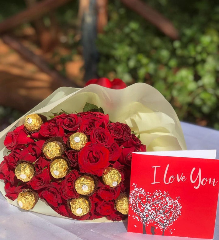 Blooms & Gifts Meridiam Love Red Rose bouquet