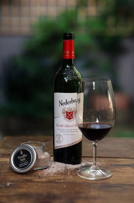 Blooms & Gifts Nedeburg Red 750 ml