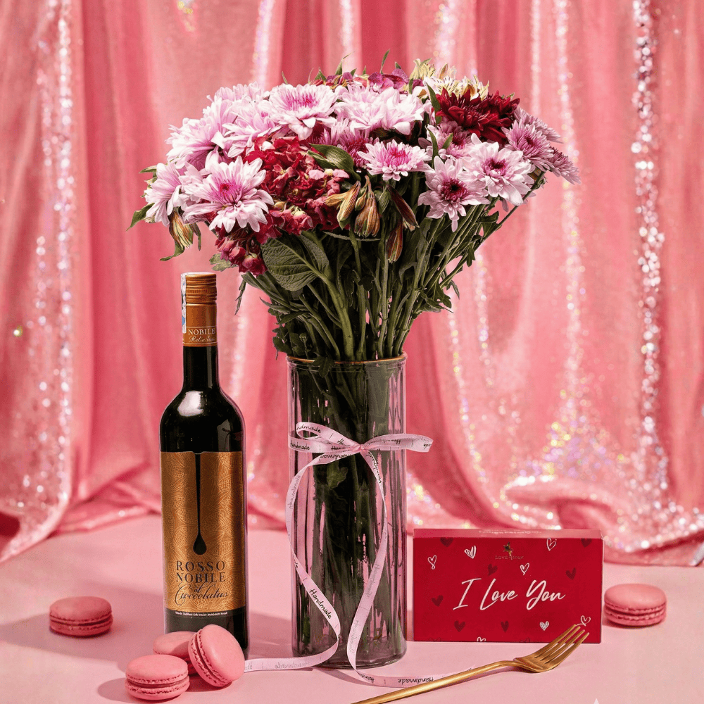 Blooms & Gifts Roso Nobile Vase