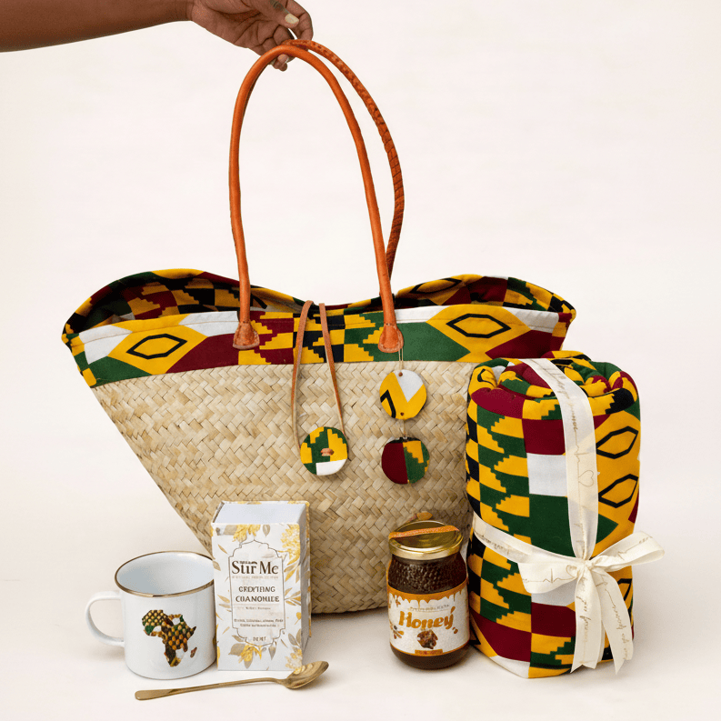 Blooms & Gifts Slow Days & Golden Sips Gift Hamper