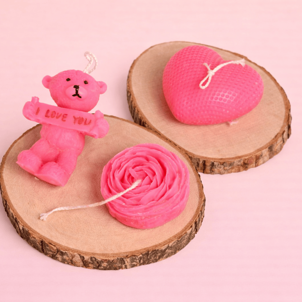 La Voga Kenya Three Pink Candles -Teddy, Love heart and flower